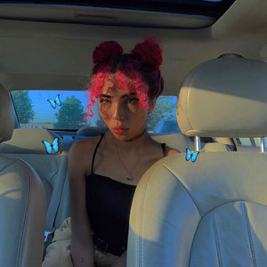 免费九七人人橾人人爱
